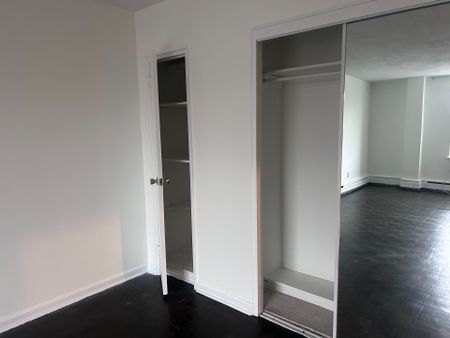 For Lease - 650 Briar Hill Avenue Unit# 802, Toronto, Ontario - Photo 5