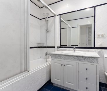 Middle Floor Apartment in San Pedro de Alcántara - Photo 1