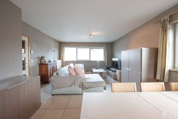 Appartement te huur - foto 1