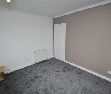 2 bed flat to rent in Wedderlea Drive, Glasgow, G52 - Photo 4