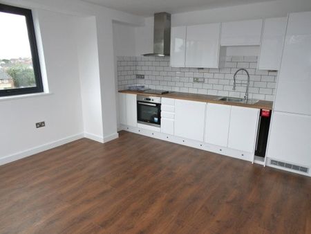 Carlton Square, Carlton, Property for rent - Photo 4