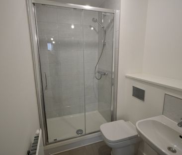 2 bedroom apartment to rent - Photo 6