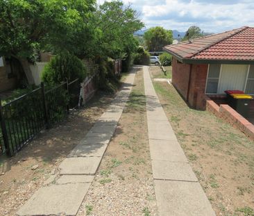 1 Bedroom Flat in Prime Location - Photo 2