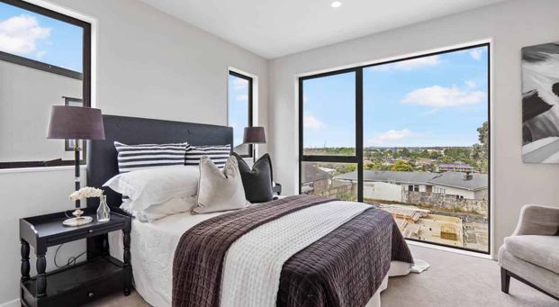 Three level stand alone modern home - Photo 1