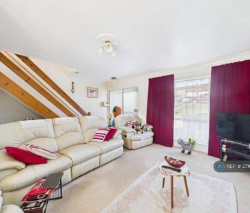 3 bedroom detached house to rent - Photo 3