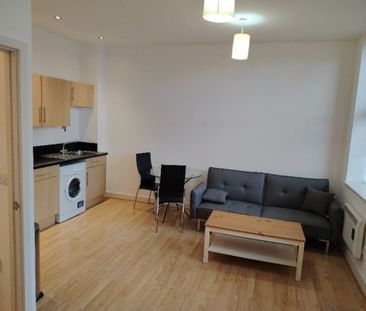 Studio Flat, Mcilroys Building, RG1 - Photo 3