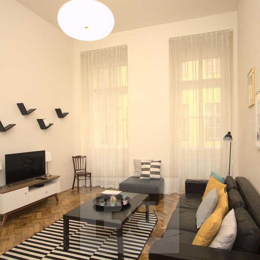 Pronájem bytu 3+1 74 m² - Photo 1