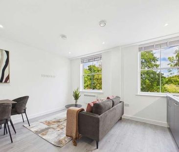 Egham, Surrey, TW20 - Photo 4