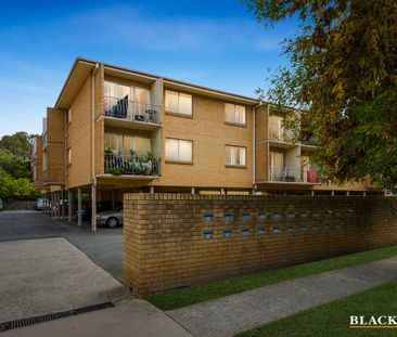 CENTRAL LOCATION - Photo 6