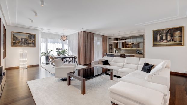 Na wynajem 4 pokoje Rezydencja Foksal ul.Kopernika - Photo 1