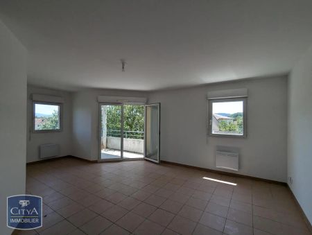 Appartement à louer 3 pièces 65.1m² - Photo 2