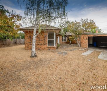 Large Family Home freshly painted throughout with new carpets and b... - Photo 4