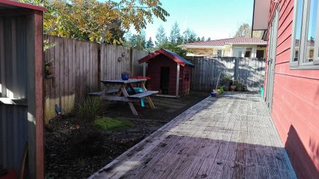 Sunny Family Home in Te Kowhai Village - Photo 3