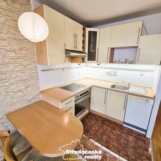 Pronájem bytu 2+kk s lodžií a sklepem, 50 m - Photo 1