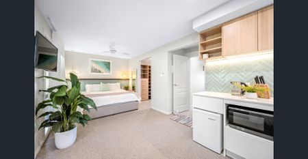 MacMasters Beach Coastal Retreat, Expansive Ocean Views & Relaxed Beach Living - Photo 5