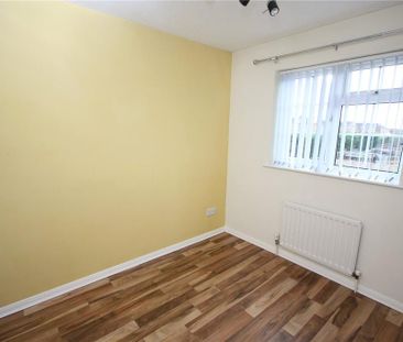 2 bedroom semi-detached house to rent - Photo 2