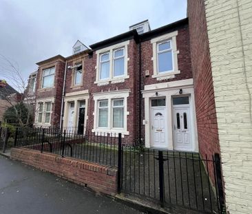 4 bedroom terraced house to rent - Photo 3