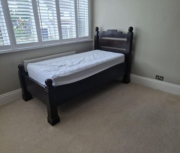 Oakhurst Rise, SM5, Carshalton - Photo 2