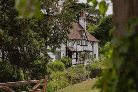 4 bedroom detached house to rent - Photo 5