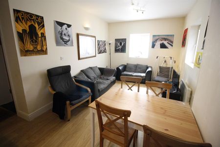 5 Bed To Let On Russell Court, Russell Street, Cardiff - Photo 5