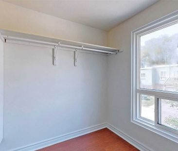 For Lease - 120 Woody Vine Way, Toronto, Ontario - Photo 2