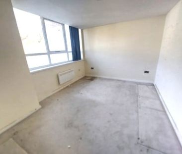 2 Bed Flat, Kirkstall Gate, LS5 - Photo 1