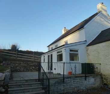 Gwynfe, Llangadog, Carmarthenshire. - Photo 2