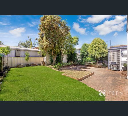 51 Gladstone St, Quarry Hill, Vic 3550 - Photo 4