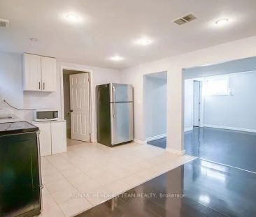 14 Rendale Avenue #Lower - Photo 2