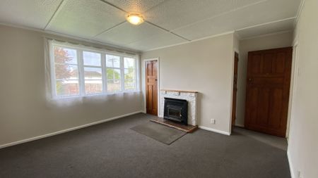 3 Bedroom Home Close to Town - Photo 4