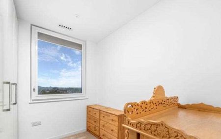 3 bedroom apartment to rent - Photo 2