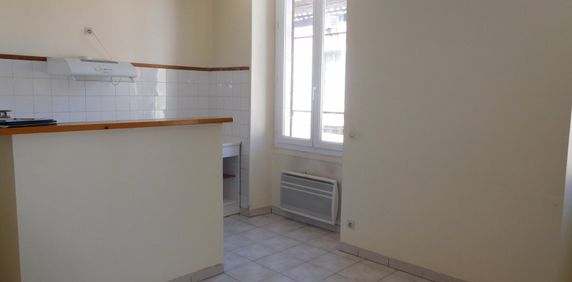Location Appartement 3 pièces 56m² CAHORS 46000 - Photo 2