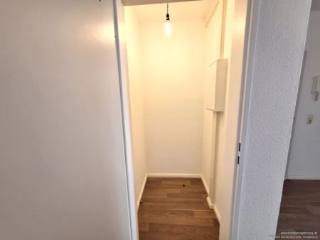 Frisch renovierte 2-Raum-Wohnung am Werder ! - Photo 4