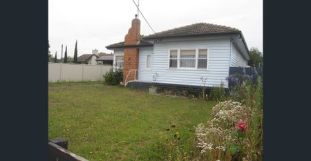 1 Roger Street, Morwell, Vic 3840 - Photo 2