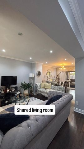 For Lease - 1341 Freeport Drive, Mississauga, Ontario - Photo 2