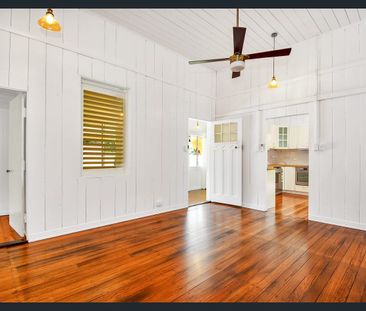 Charming Cottage with Character - Photo 2