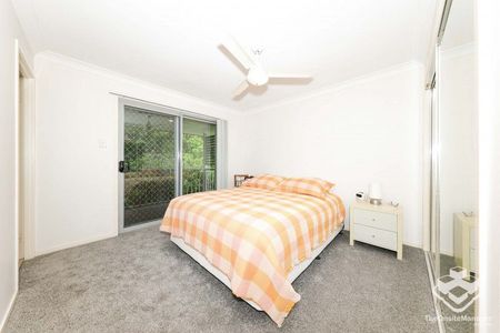 PERFECT LOCATION! NO WATER BILLS! - Photo 3