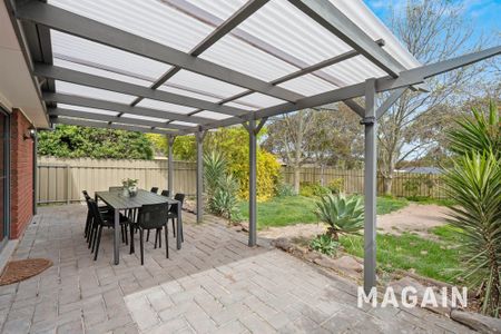 13 Hurtle Ct, Woodcroft SA 5162 - House For Rent | Domain - Photo 2