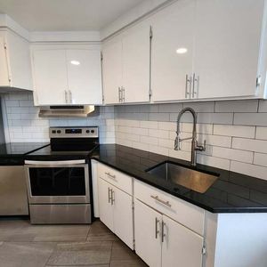 MEILLEUR EMPLACEMENT A COTE DES NEIGES- - Photo 3