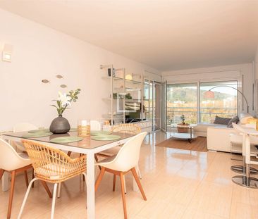 Stylish 3-bedroom apartment for rent in Platja d’Aro Marina, fully ... - Photo 1