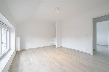 Tout savoir sur cette maison à Waterloo, à Waterloo - Foto 4