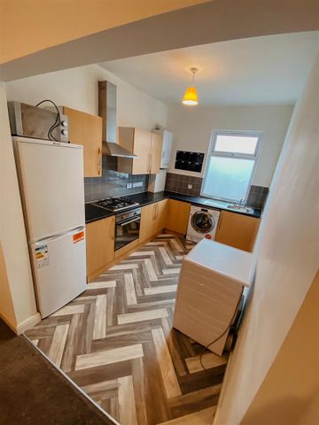 1 Beds - Property - - Photo 3