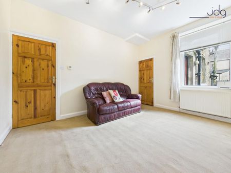 3 bedroom terraced house to rent - Photo 5