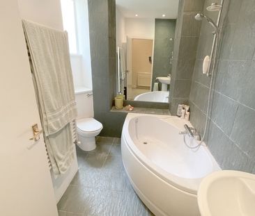 2 Bed Flat, Nightingale Lane, SW12 - Photo 5