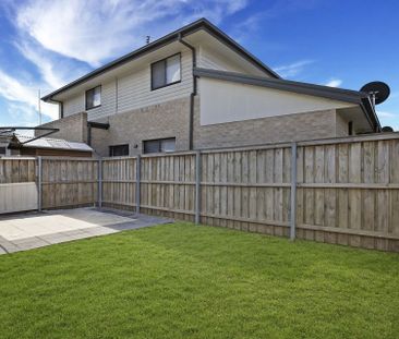 57 William Hart Crescent, Penrith - Photo 1