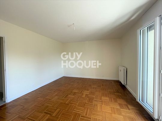 LOCATION : appartement F3 (76 m²) à VOIRON - Photo 1