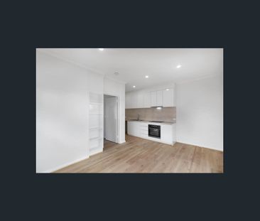 Delightful, Fresh & Bright Apartment - Photo 4