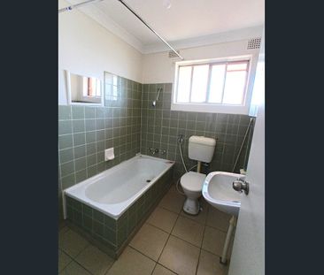 New renovation 2-bedroom Townhouse, timber floorboard. close school... - Photo 6