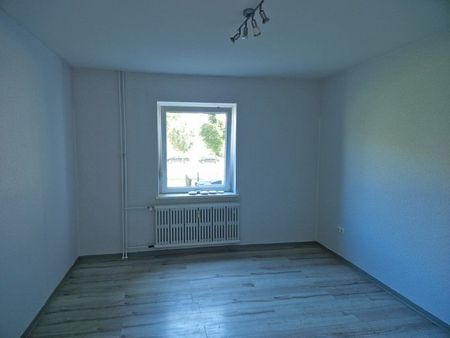 Attraktiv! Günstig geschnittene 3-Zimmer-Wohnung - Foto 5