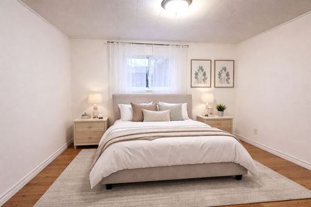 For Lease - 709 Roberts Road, Innisfil, Ontario - Photo 2